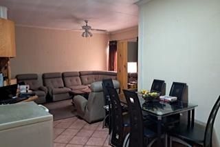 3 Bedroom Property for Sale in Langenhovenpark Free State